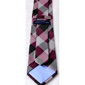 Tommy Hilfiger Men's NeckTie Silk Vintage Y2K Checkered 59" x 3" Classic Preppy